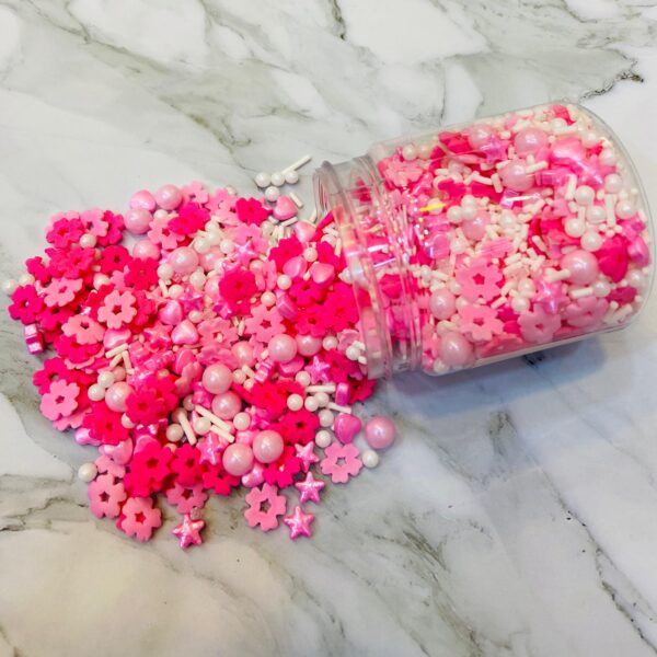 Mixed Sugar Sprinkles (Pink White Flowers )- 100g  رشات سكر مشكلة (زهور بيضاء وردية) - 100 جرام