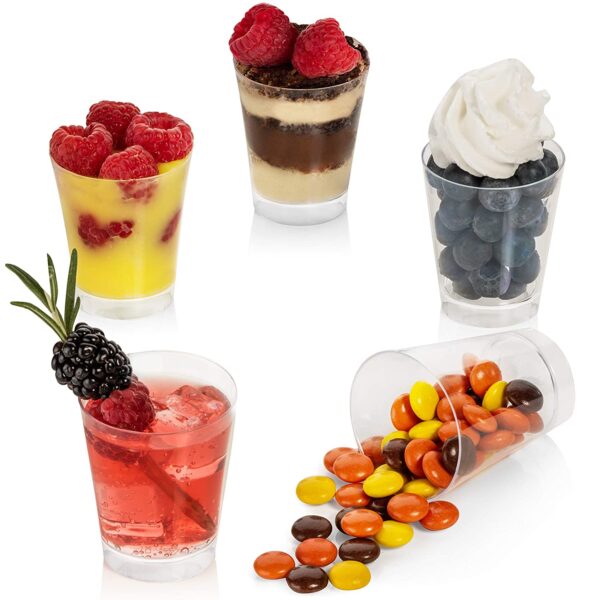 Dessert Cups Plastic Disposable with Spoon- Round - 6's set  طقم اكواب حلويات بلاستيك مع ملعقة - مستديرة - 6 قطع