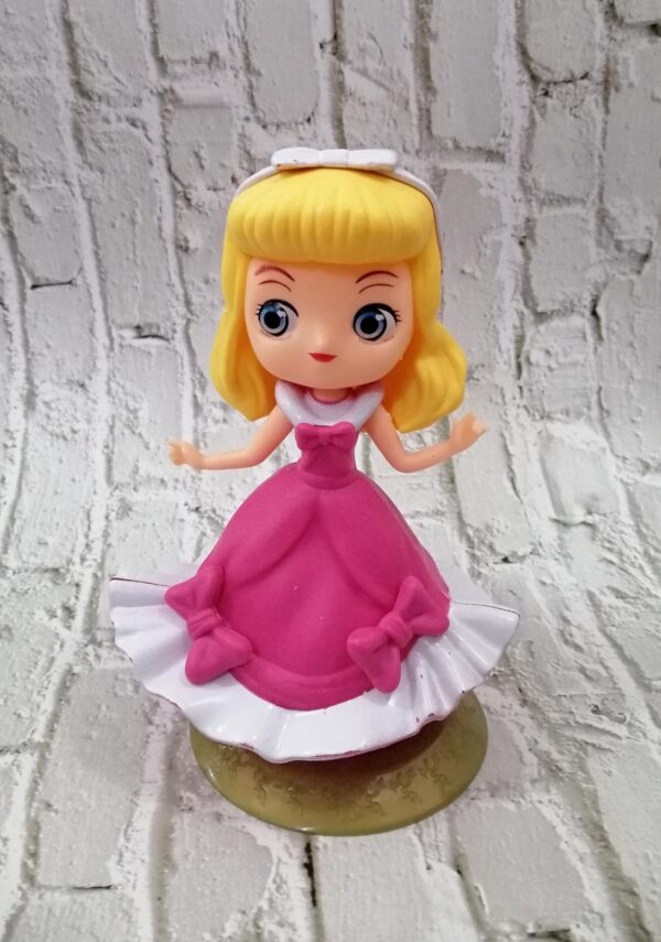 Princess Aurora Disney 3D Cake Topper 15cm  غلاف كعكة الأميرة أورورا ديزني ثلاثي الأبعاد مقاس 15 سم