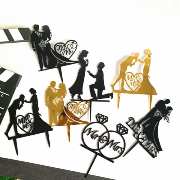 Mr & Mrs Theme Cake Topper - Design 2  غلاف كعكة السيد والسيدة - تصميم 2