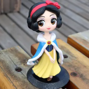 Snow White 3D Cake Topper 15 cm تغريسة كيك سنو وايت 3D مقاس 15 سم