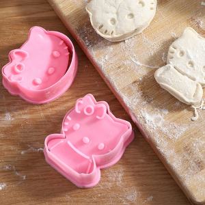 3D Plastic Cookie Biscuit Mold Cutter set- Hello Kitti  مجموعة قطع قوالب البسكويت البلاستيكية ثلاثية الأبعاد - هالو كيتي