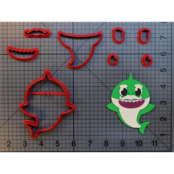 Grandpa Shark Plastic Cookie Cutter Set - Pinkfong  مجموعة قطع البسكويت البلاستيكية من جدو شارك - بينك فونج