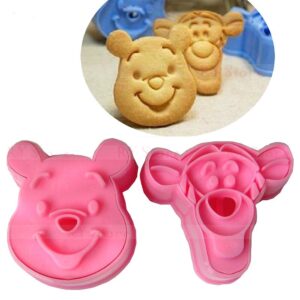 3D Plastic Cookie Biscuit Mold Cutter set- Winnie / Tiger  مجموعة قطع قوالب البسكويت البلاستيكية ثلاثية الأبعاد - ويني / تايجر