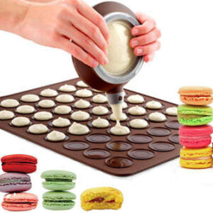 Macaron Making Set  مجموعة صنع الماكرون