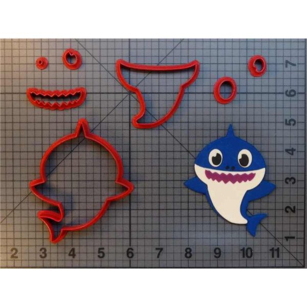 Daddy Shark Plastic Cookie Cutter Set - Pinkfong  مجموعة قطاعات البسكويت البلاستيكية من دادي شارك - بينك فونج