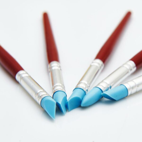 Silicone Brush pen Icing Cake Decorating - 5 pc set  قلم فرشاة سيليكون لتزيين الكيك - مجموعة من 5 قطع
