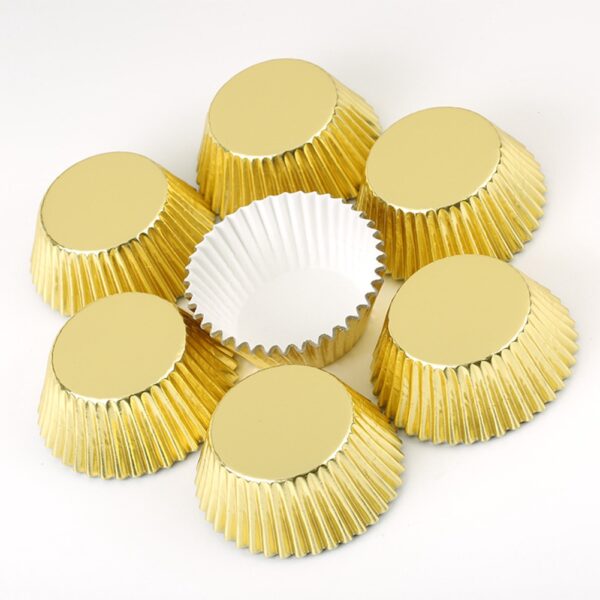 Gold Muffin Cups liner (Alu foil) - 100s  بطانة أكواب المافن الذهبية (ألو فويل) - 100 ق