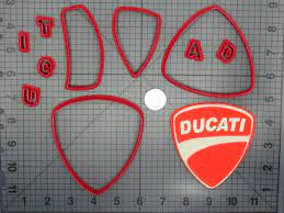 Ducati Logo Cookie Cutter 10pcs Set  مجموعة قطاعة البسكويت بشعار دوكاتي 10 قطع