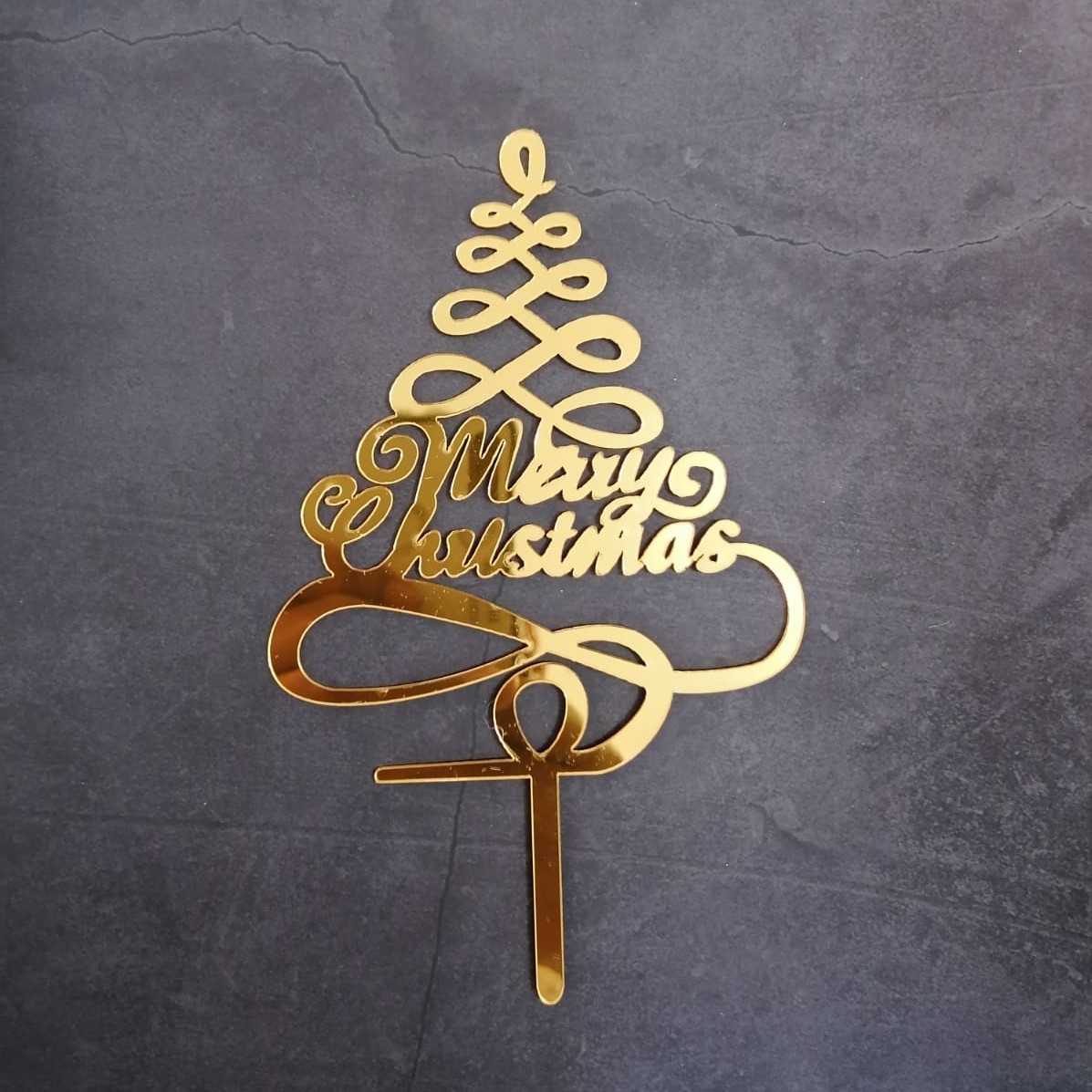 Merry Christmas cake Topper GOLD (tree shape) تغريسة كعكة عيد الميلاد المجيد ذهبي (على شكل شجرة)